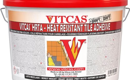 Tile adhesive resistant to very high temperatures